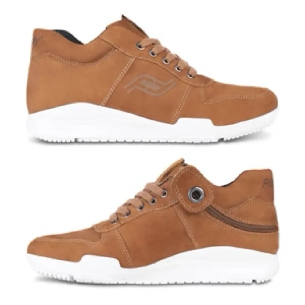 Friendly Shoes step up